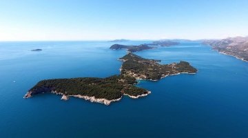 Elaphite Islands - Jeannea Cap Camarat 7.5 WA